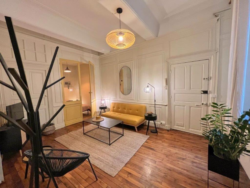 Le Boudoir De Clem Διαμέρισμα Chalon-sur-Saône Εξωτερικό φωτογραφία